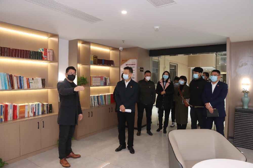 太平人寿保险有限公司赣州中心支公司党支部一行赴南芳所参观交流党建工作