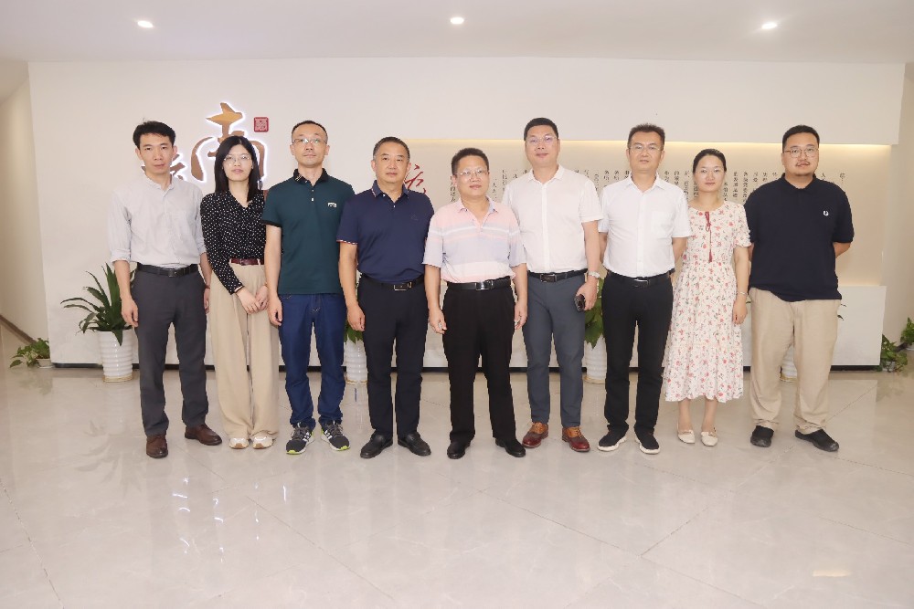 民革新余市委会简菊生一行到所参观交流