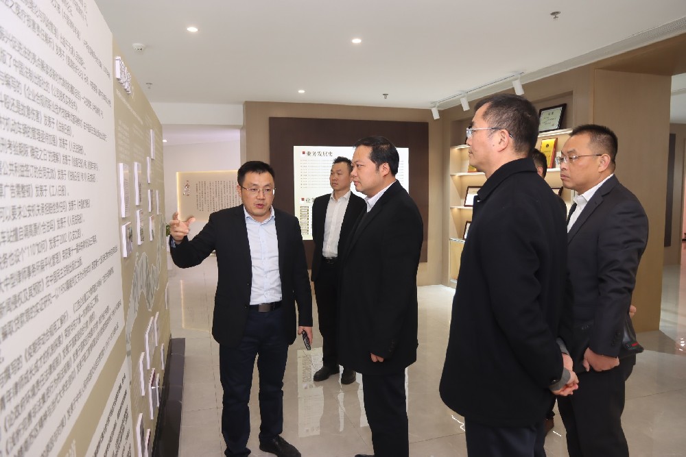 江西财经大学法学院党委书记郭海峰到所参观交流