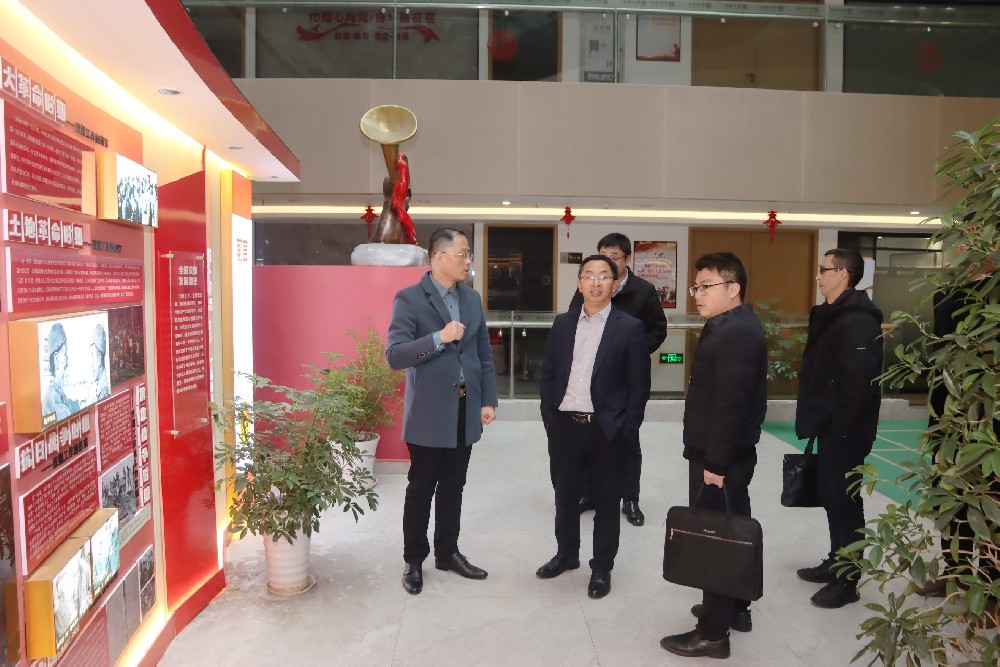 江西吉泰律师事务所练继勇一行到所参观交流