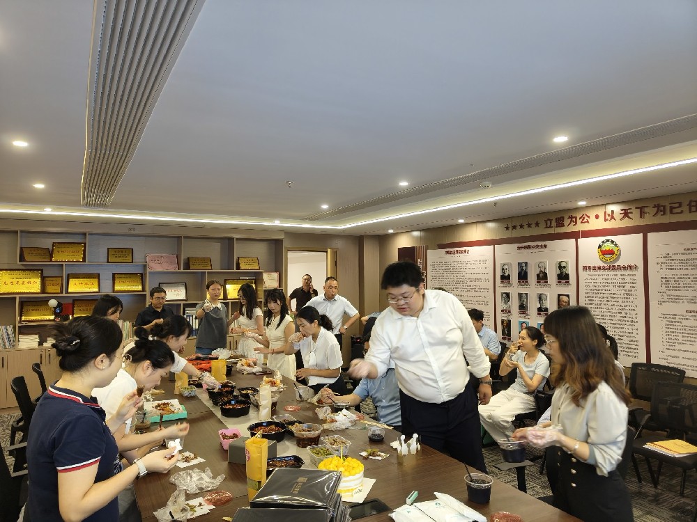 清凉一夏，爱满南芳——七月生日会解锁“家文化”新体验