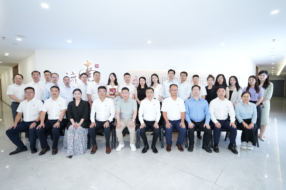 四川信和信律师事务所一行到南芳所参观交流