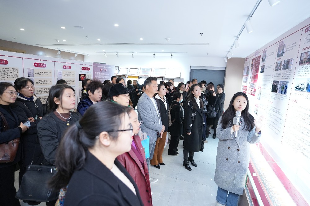 瑞众保险赣州中支公司一行到南芳律所参观